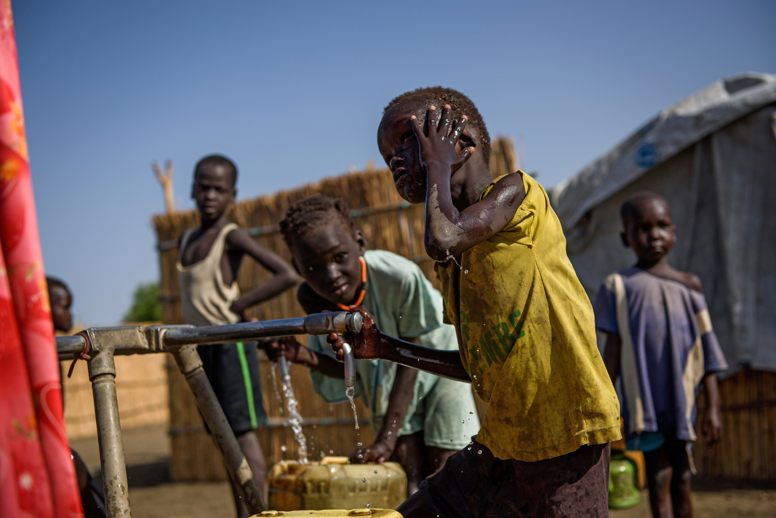 Nel Sahel centrale 3,3 milioni di persone hanno bisogno di assistenza immediata: nuovo allarme lanciato da UNICEF, FAO E WFP