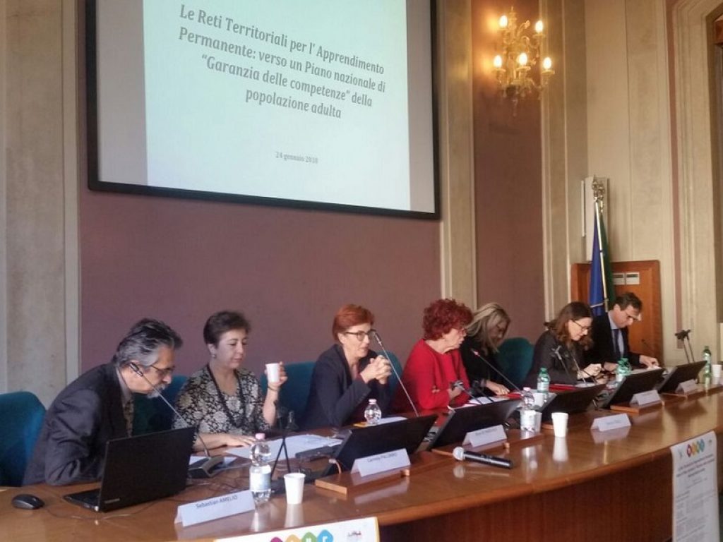 Apprendimento permanente: il MIUR lancia un Piano nazionale di Garanzia delle competenze degli adulti e punta sulle reti territoriali con cinque azioni