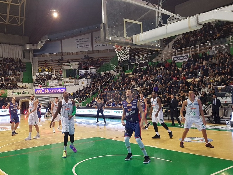 La Soundreef Mens Sana mette paura alla capolista Junior Novipiù Casale ma cede 69-71 nella prima giornata del girone di ritorno di serie A2 girone Ovest