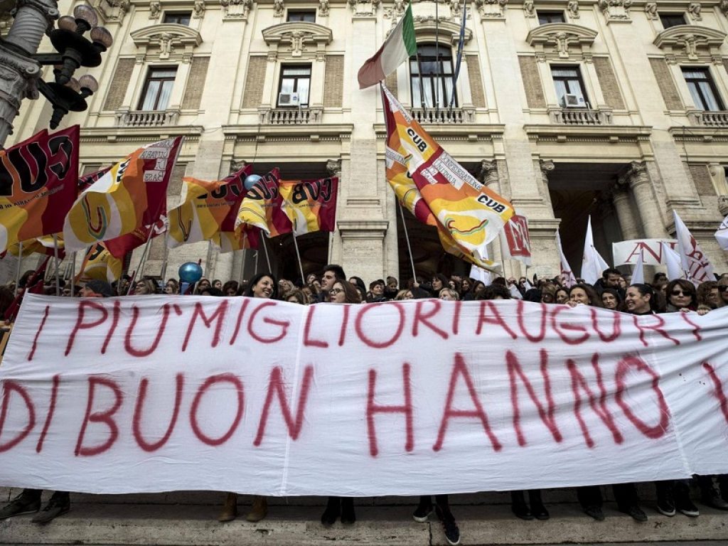 Caso diplomati magistrali: dopo la sentenza del Consiglio di Stato oggi giornata di sciopero proclamata dagli insegnanti delle scuole primarie e dell’infanzia