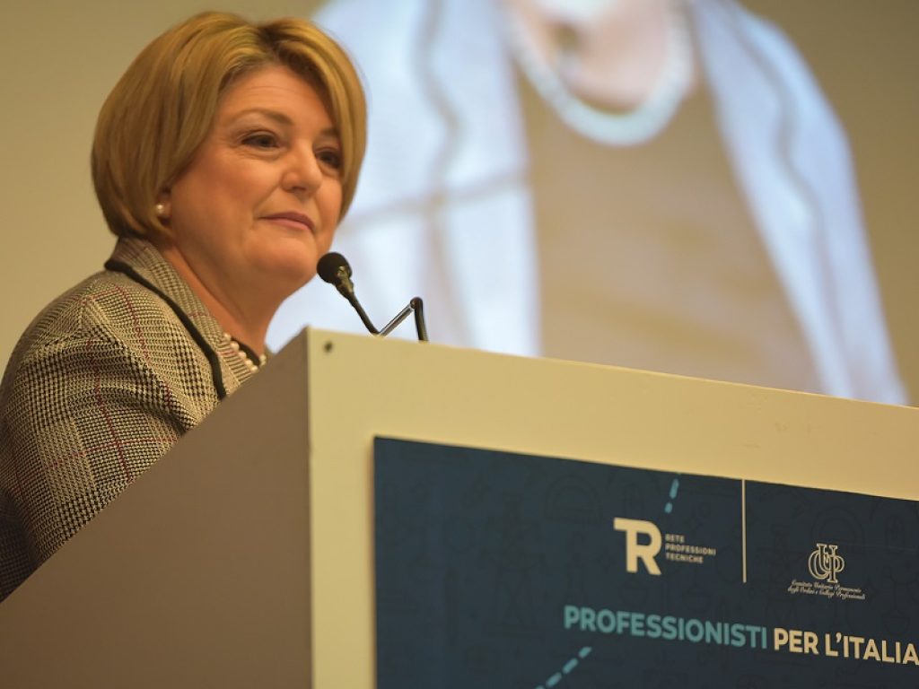 I professionisti italiani riuniti nel Comitato Unitario delle Professioni e la Rete delle Professioni Tecniche lanciano un manifesto con 11 proposte per modernizzare il Paese da consegnare al Presidente della Repubblica Mattarella