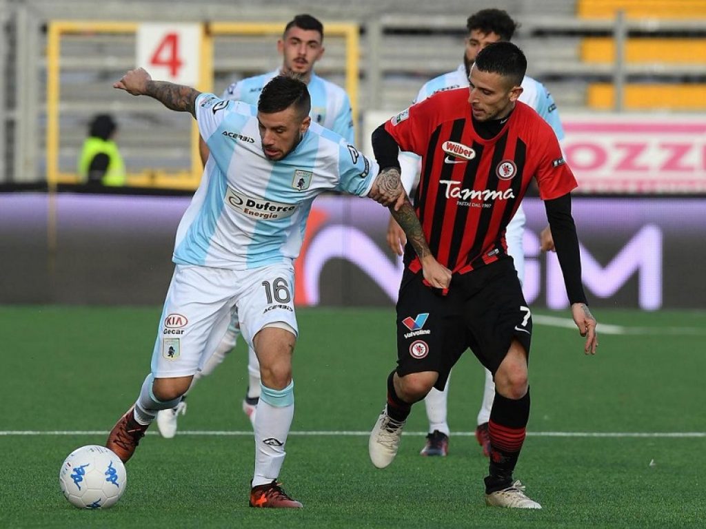 I pronostici sicuri del posticipo di serie B di oggi Entella-Spezia: i consigli vincenti e le migliori quote da giocare in singola o nei sistemi