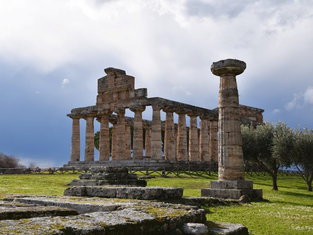 La cultura non si ferma al Parco Archeologico di Paestum e Velia con i corsi di formazione a distanza per il personale costretto a rimanere a casa
