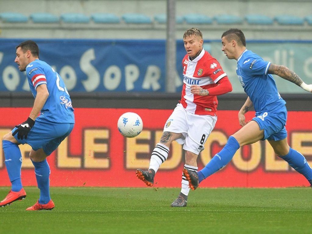 I pronostici sicuri degli anticipi di serie B di oggi Spezia-Salernitana e Parma-Venezia: i consigli vincenti e le migliori quote da giocare in singola o nei sistemi