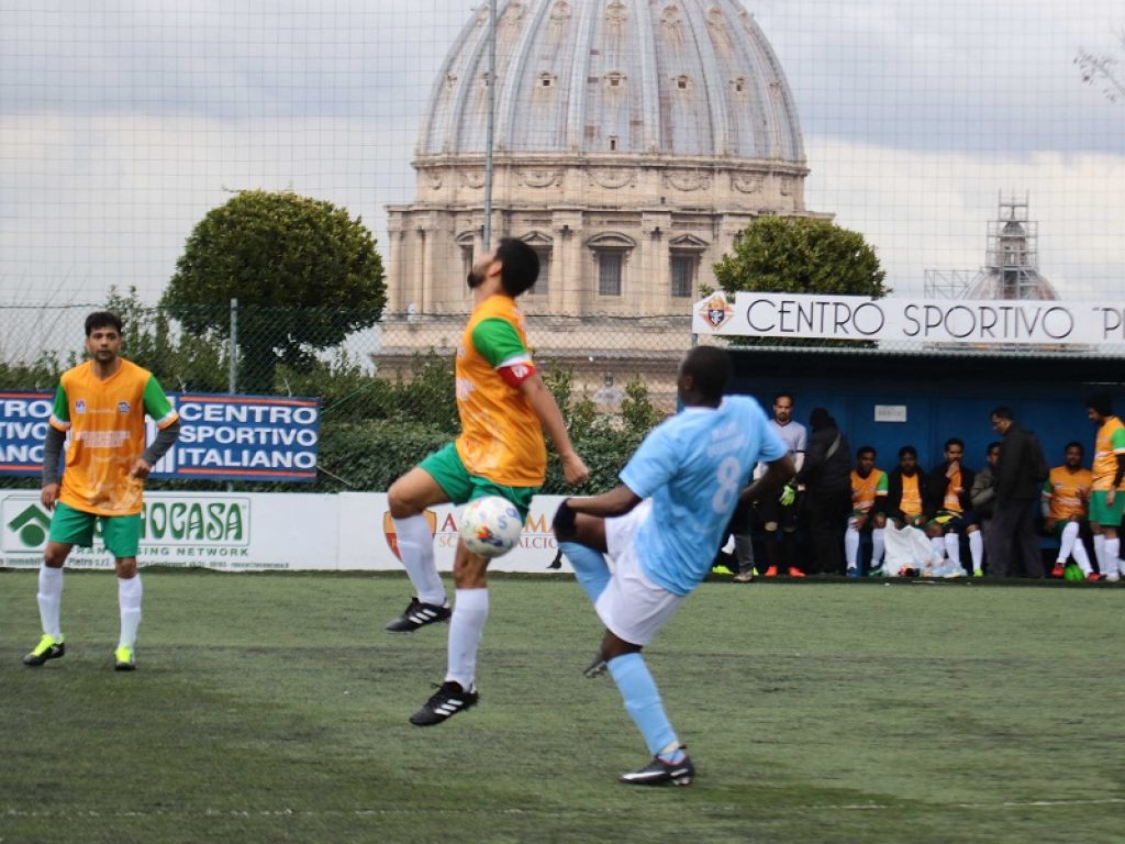 Semifinali di Clericus Cup, il campionato pontificio promosso dal Csi giunto: il match-clou è Collegio Urbano-Gregoriana, nell'altra sfida in campo il Sedes Sapientiae contro i Martyrs statunitensi