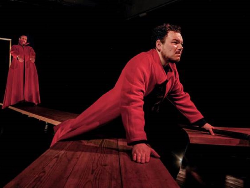 Anche il teatro prende parte al Festival della Psicologia, che da venerdì 6 a domenica 8 aprile si terrà a Torino (www.psicologiafestival.it ).edi