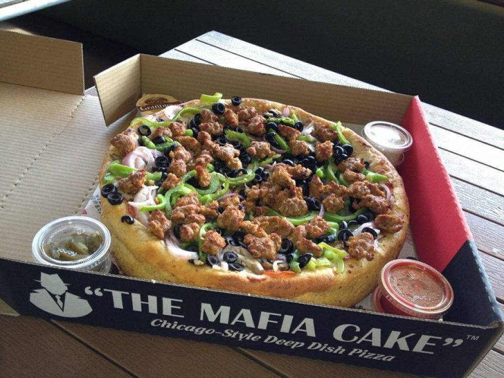 Il marchio mafia a tavola è un business milionario che si estende dai ristoranti ai prodotti, dal caffè “Mafiozzo” stile italiano dalla Bulgaria agli snack “Chilli Mafia” della Gran Bretagna