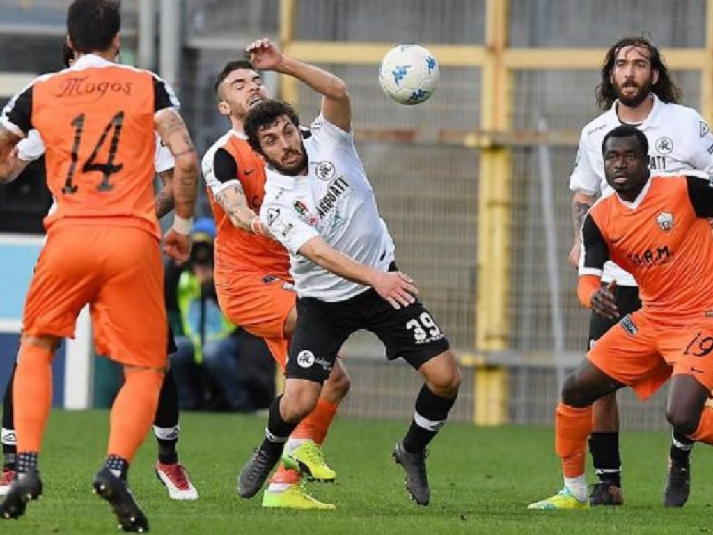 I pronostici dell'anticipo di serie B di oggi, mercoledì 28 marzo, Ascoli-Bari: le migliori quote e i consigli vincenti per le scommesse