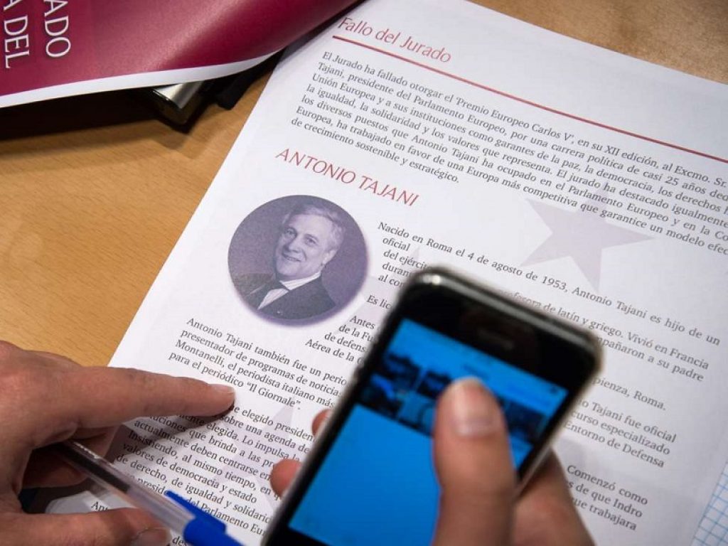 Il Premio europeo Carlo V, giunto alla sua dodicesima edizione, è stato assegnato al Presidente del Parlamento europeo Antonio Tajani