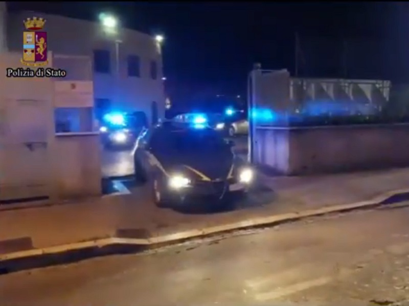Associazione per delinquere, frode fiscale, riciclaggio, trasferimento di valori all’estero e bancarotta, i reati contestati alle 13 persone arrestate a Latina nell'operazione “Arpalo”
