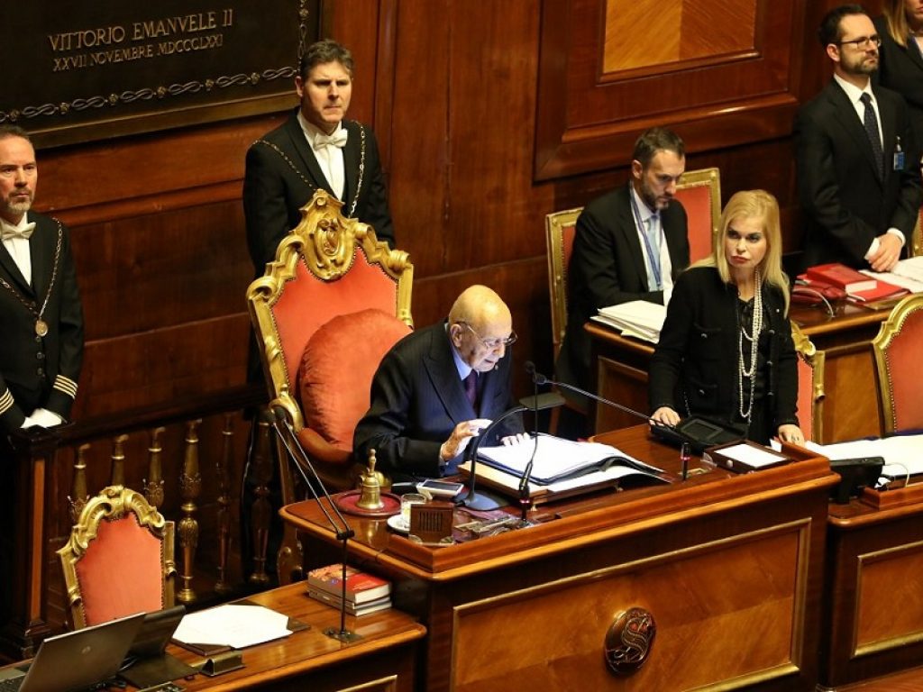 L'ex Presidente della Repubblica e Presidente emerito Giorgio Napolitano ha subìto un intervento di resezione parziale dell'aorta all'ospedale San Camillo di Roma.