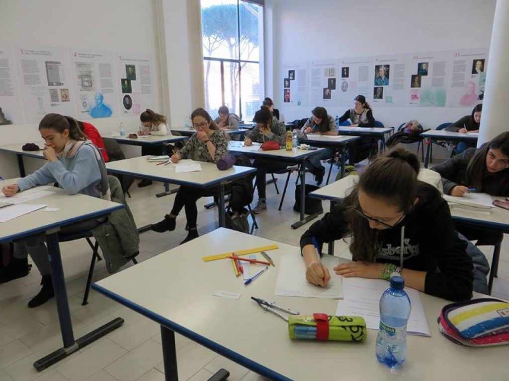 Inaf lancia la seconda edizione del concorso di scrittura a tema astronomico "A Gianni Rodari, via Lattea, quaraquarinci" per le scuole primarie e secondarie di primo grado