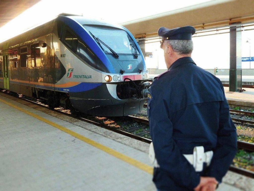 Il bilancio del piano di sicurezza nelle stazioni messo in campo dalla Polizia Ferroviaria: migliaia di controlli tra il 25 aprile e il Primo maggio