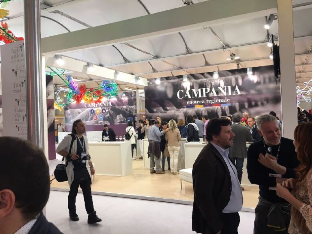 Vinitaly: le novità e tendenze 2019 del vino saranno protagoniste della grande esposizione a Casa Coldiretti dove arriverà anche il vicepremier Di Maio