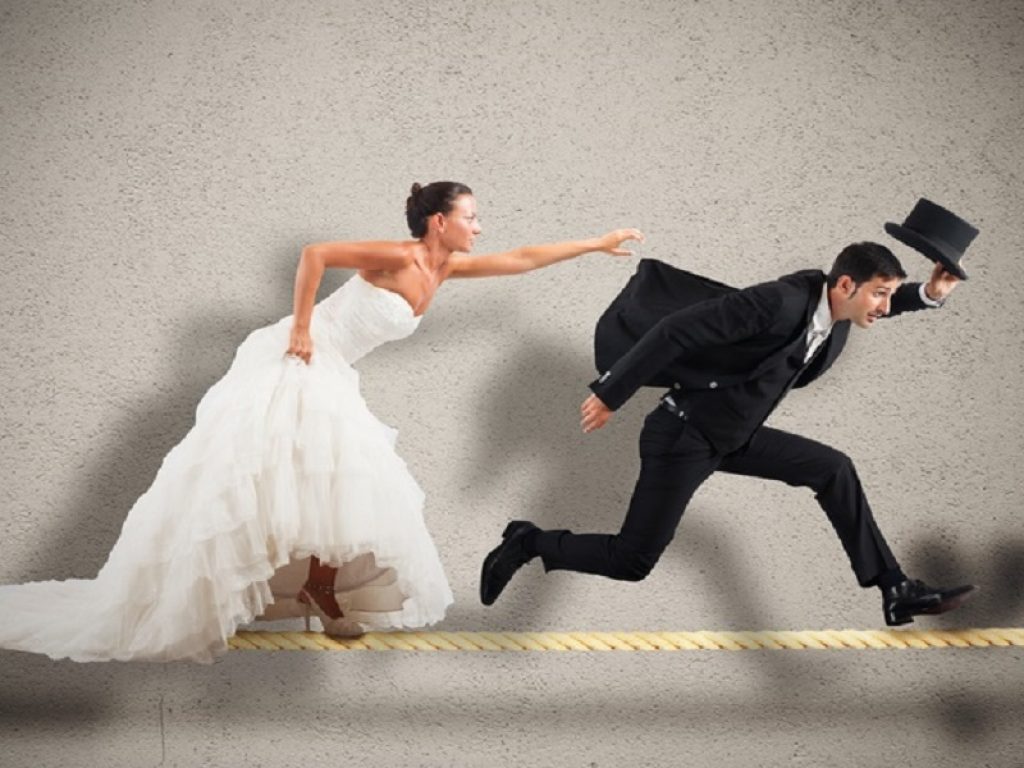 Accordi prematrimoniali in crescita come rivela una ricerca dell’associazione "Donne e qualità della vita". In attesa del disegno di legge, il notaio Paolo De Martinis spiega la situazione attuale e cosa cambierà