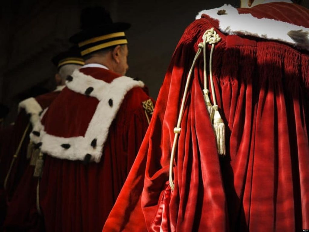 L'ultima decisione della Suprema Corte rende consolidato l'orientamento che vuole lecito il lavoro familiare, una realtà molto viva nel tessuto economico del nostro Paese, e dà torto alle operazioni presuntive spesso contenute nei verbali ispettivi Inps