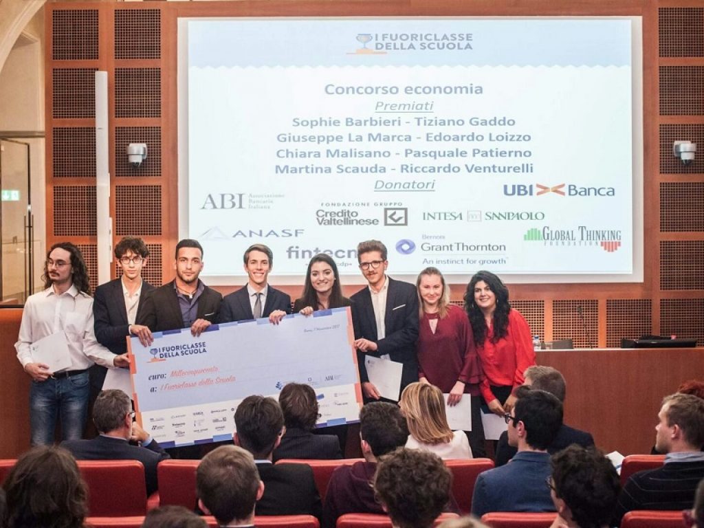 Sono 112 le Borse di Studio e oltre 224mila gli Euro raccolti sino ad oggi da “I Fuoriclasse della scuola” il progetto nato nell’ambito del Protocollo di intesa tra la Fondazione per l’Educazione Finanziaria al Risparmio e il Ministero dell’Istruzione