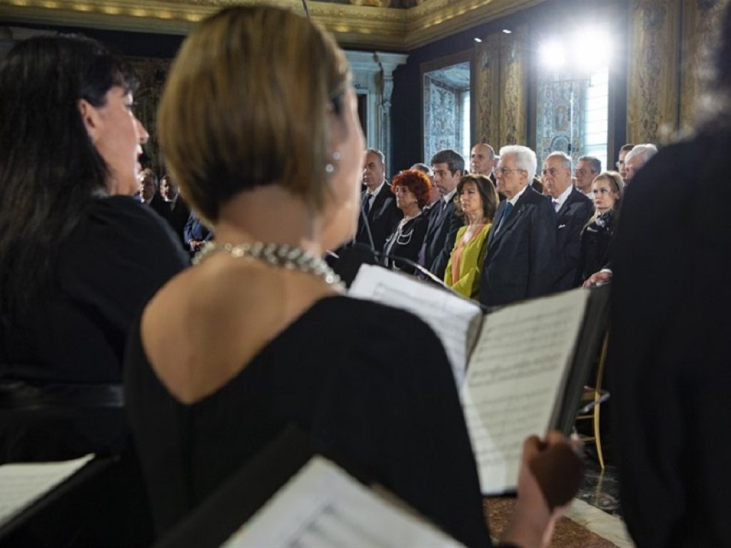 Oggi si celebra nel nostro Paese il Giorno della memoria dedicato alle vittime del terrorismo.  Il 9 maggio è una data simbolica perché nel 1978 il 9 maggio fu ritrovato il cadavere dell’onorevole Aldo Moro assassinato dalle Brigate Rosse.