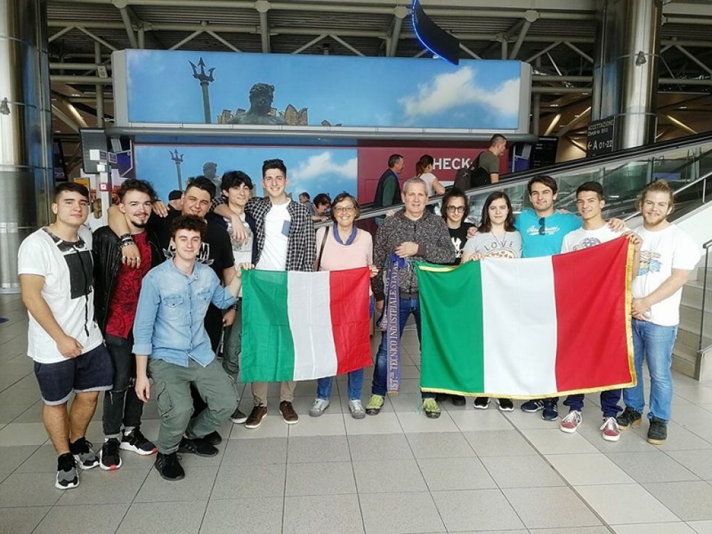 Premiate in Romania le squadre vincitrici della seconda edizione delle Olimpiadi Internazionali di Informatica a squadre. L'edizione del 2019 si svolgerà nella Federazione Russa