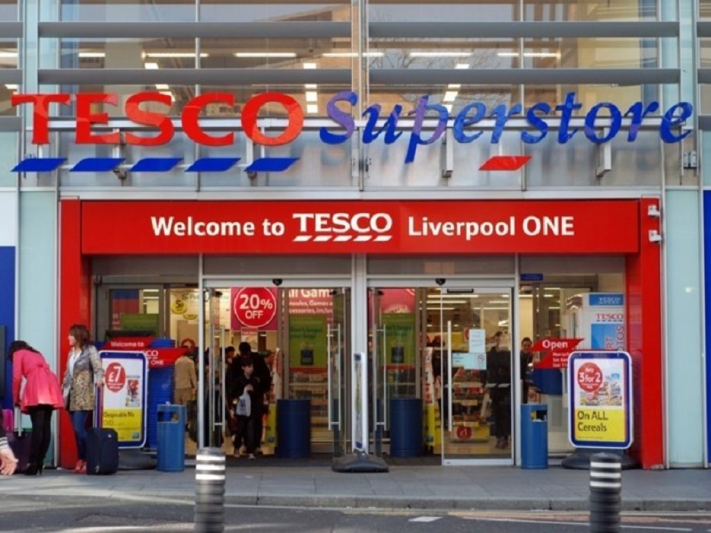 La catena di supermercati inglese TESCO decide di togliere l’avvertenza “consumare preferibilmente entro” dalle etichette alimentari. Coldiretti: taglio alla qualità degli alimenti