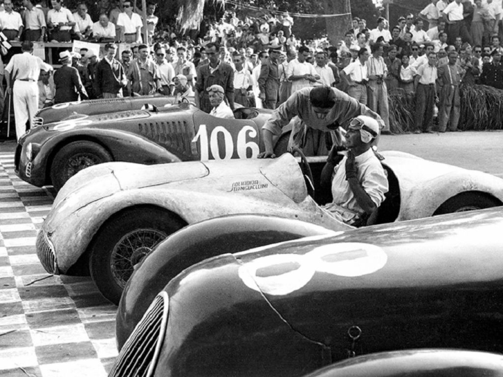 Dall’11 giugno al 16 settembre a Palazzo Pitti la mostra The Elegance of Speed: storia dell’automobile a Firenze e in Toscana attraverso gli scatti inediti dell’archivio foto Locchi