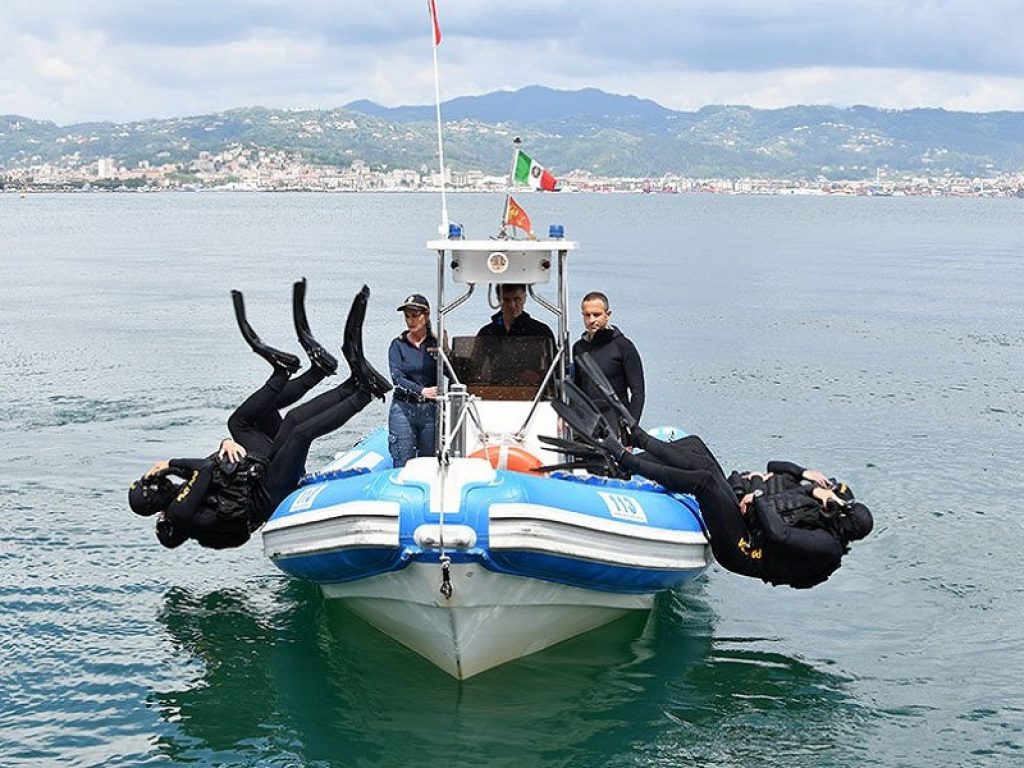 Il Capo della Polizia Gabrielli a La Spezia festeggia il 60° anniversario della fondazione del Nucleo sommozzatori: "Un reparto poco incline alle luci della ribalta ma fondamentale per la nostra attività"