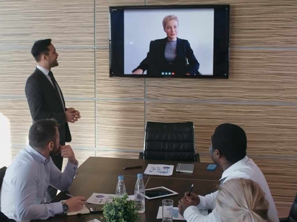 Anna Zanardi, psicologa e advisor di Amministratori Delegati e CdA di grandi gruppi industriali, stila il decalogo del capo modello: la parola d’ordine è coerenza