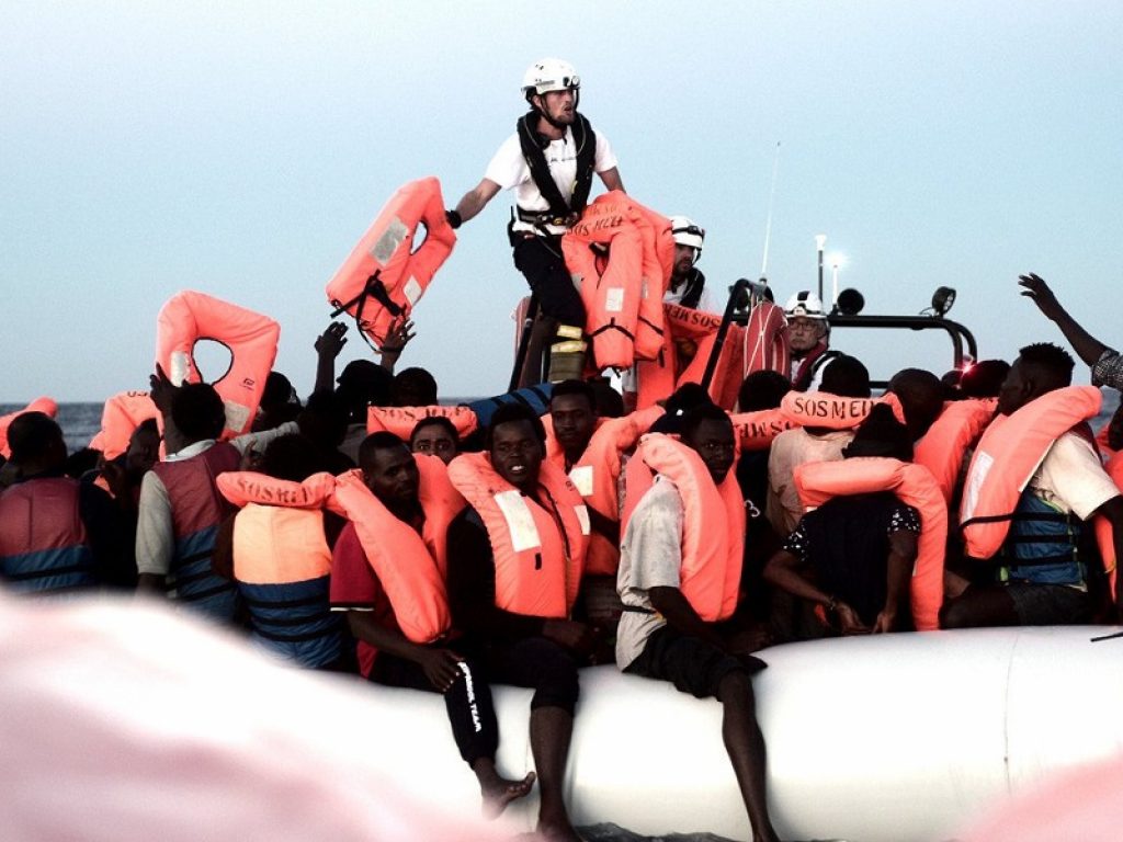 La Federazione Italiana dei Medici Pediatri (FIMP) mette al servizio di bambini e famiglie migranti che ne hanno bisogno esperienza e professionalità