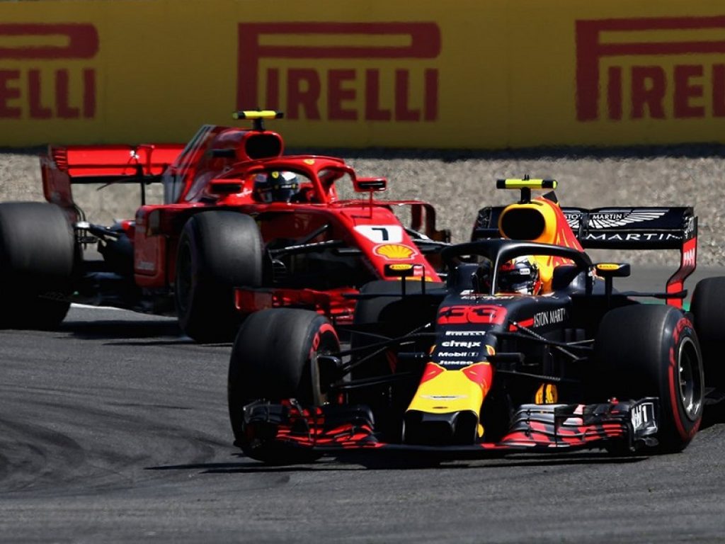 Max Verstappen trionfa nel Gran Premio d'Austria di Formula 1 davanti alle due Ferrari di Kimi Raikkonen e Sebastian Vettel, ritiro per le due Mercedes