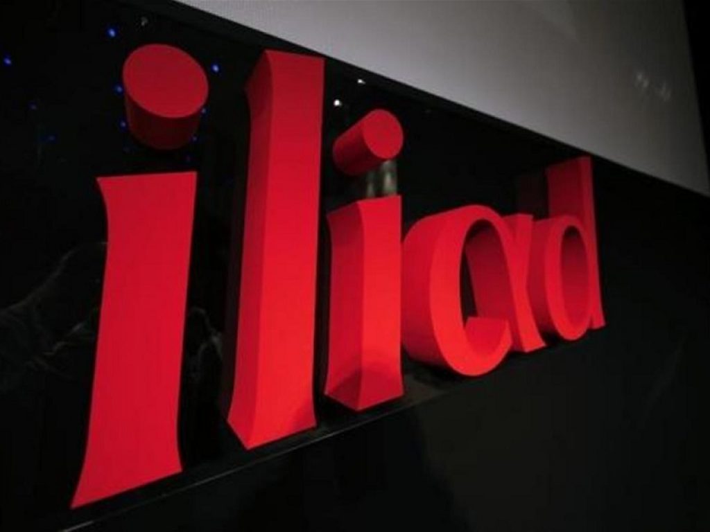 Il Codacons denuncia ILIAD, la nuova compagnia telefonica: "Offerte con profili di dubbia correttezza versa gli utenti"