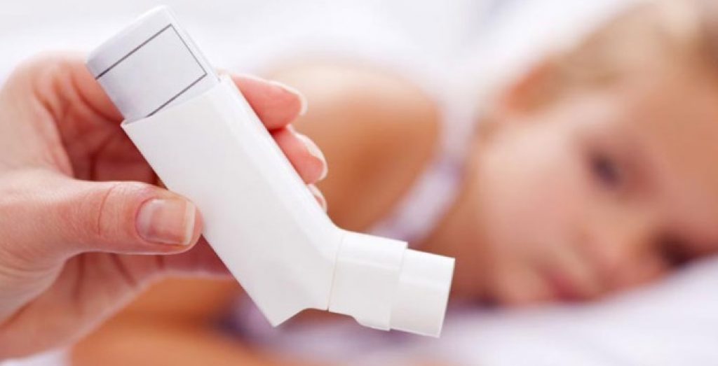 Secondo un nuovo studio, l'età di insorgenza dell'asma sembra essere un fattore chiave nel definire la severità di malattia e la frequenza di comorbilità