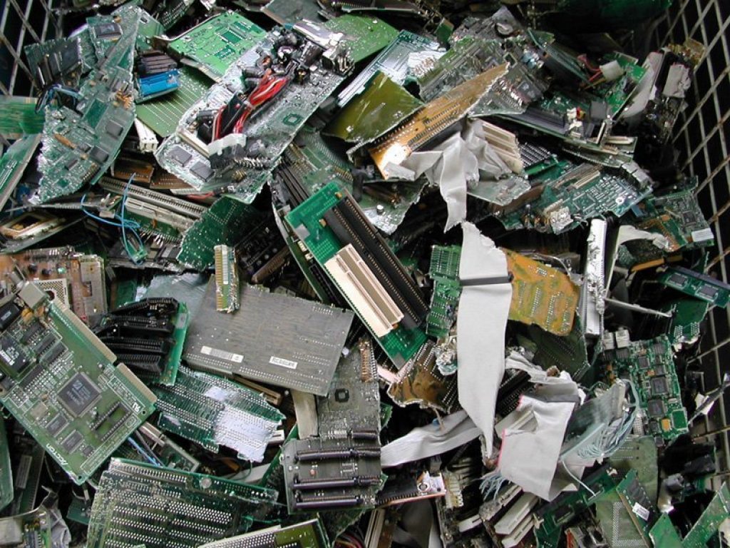 Rifiuti elettronici, cresce la raccolta di Ecolight: 17mila tonnellate di smartphone e piccoli elettrodomestici nel 2018. Il consorzio nazionale per la gestione dei RAEE è in prima linea nella difesa dell’ambiente