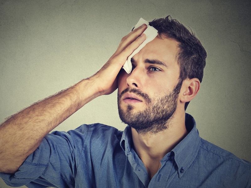 Come convivere con il caldo nell'era Covid: uno studio ha analizzato l'interazione tra dispositivi di protezione e stress per la calura