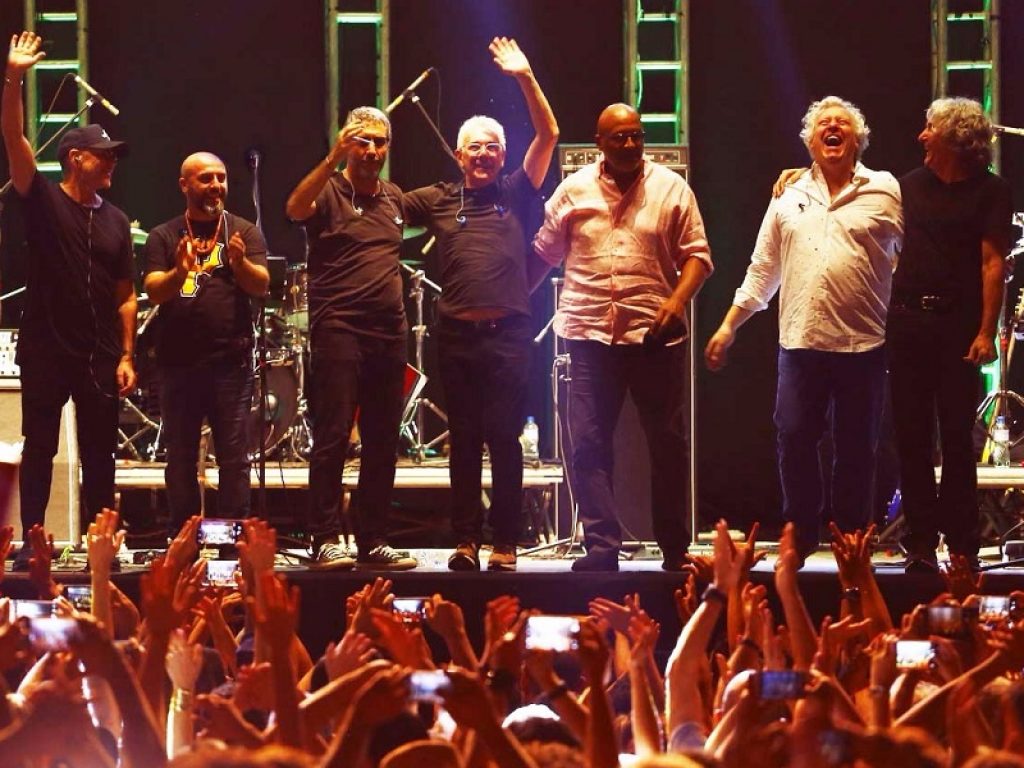 Dopo il successo dei concerti in Sudamerica e in Europa il tour dei Dire Straits Legacy arriva in Italia: partenza da Milano, Teatro della Luna, il 20 novembre