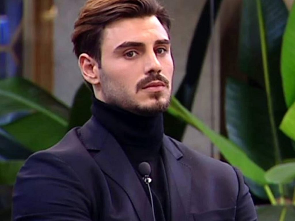 Il Codacons ha presentato un esposto all'Agcom contro la partecipazione di Francesco Monte al programma Grande Fratello Vip