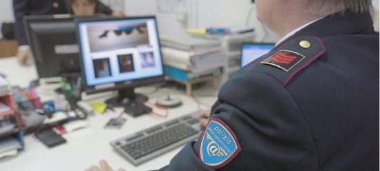 Si moltiplicano i casi di richieste di denaro via mail, la Polizia Postale: estorsioni vere per finti hackeraggi, ecco come difendersi