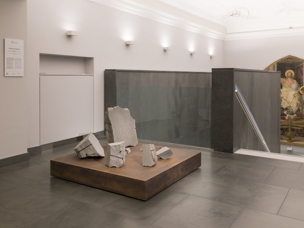 Da oggi, 27 ottobre 2018, e per sei mesi, al Museo dell’Opera del Duomo sarà visibile al pubblico l’opera dello scultore Mikayel Ohanjanyan La Soglia È La Sorgente