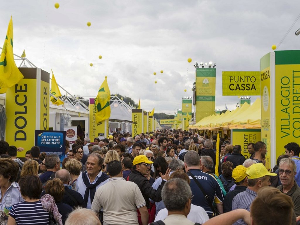 Nel weekend Villaggio Coldiretti al Circo Massimo preso d'assalto: un milione di visitatori per oltre 400 stand tra mercati degli agricoltori, aree del gusto, street food, stalle, agriasili, fattorie didattiche