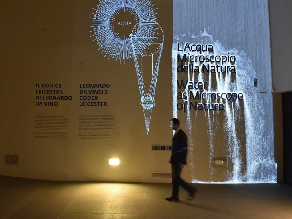 Dal 30 ottobre al 20 gennaio il Codice Leicester di Leonardo da Vinci sarà esposto nell’Aula Magliabechiana degli Uffizi nell'ambito della mostra "L’acqua microscopio della natura"