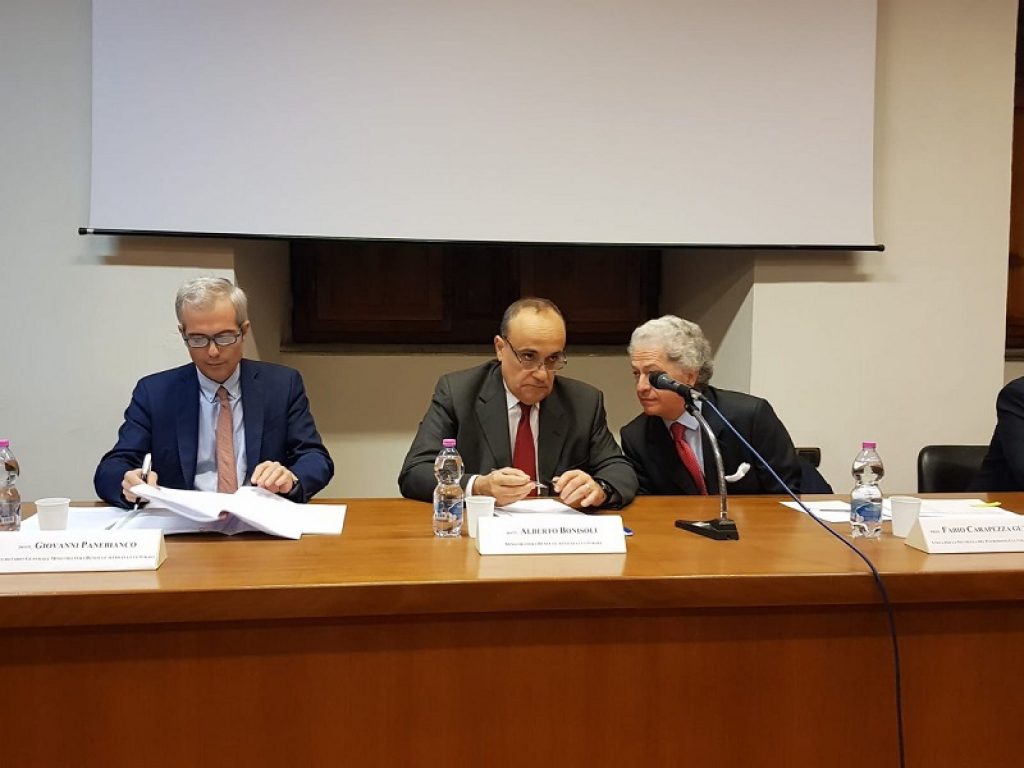 Stanziati dal Mibac 109 milioni e 314 interventi già programmati in tutto il territorio italiano. Ad annunciarlo il Ministro Bonisoli questa mattina ad Arezzo a poco più di un mese dall'incidente all'archivio di Stato
