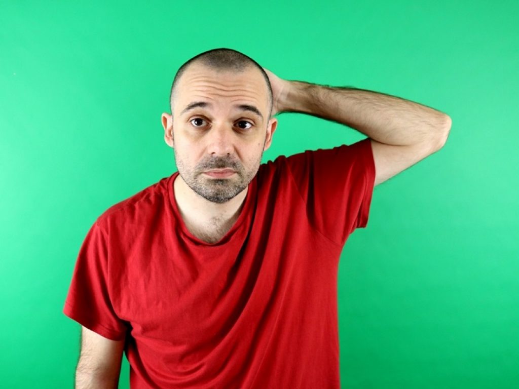 Disponibile in tutti gli store "L'imbarazzo della scelta", il nono album del punkautore Chiazzetta: un disco per tutte le persone sospese, bloccate di fronte a innumerevoli scelte possibili