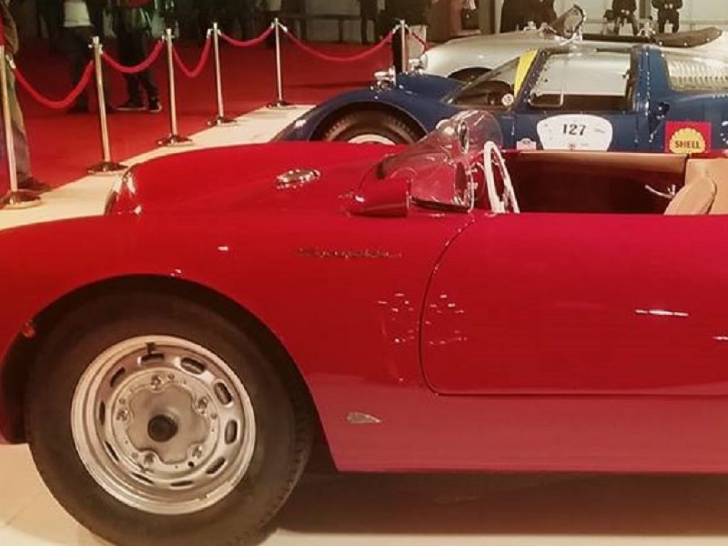 Autogiro d'Italia: un raid epico, un percorso mozzafiato, la grande tradizione italiana delle granfondo su strada torna ad essere realtà. Dal 26 maggio al 1° giugno 2019 cento equipaggi impegnati nelle sei tappe del tour automobilistico