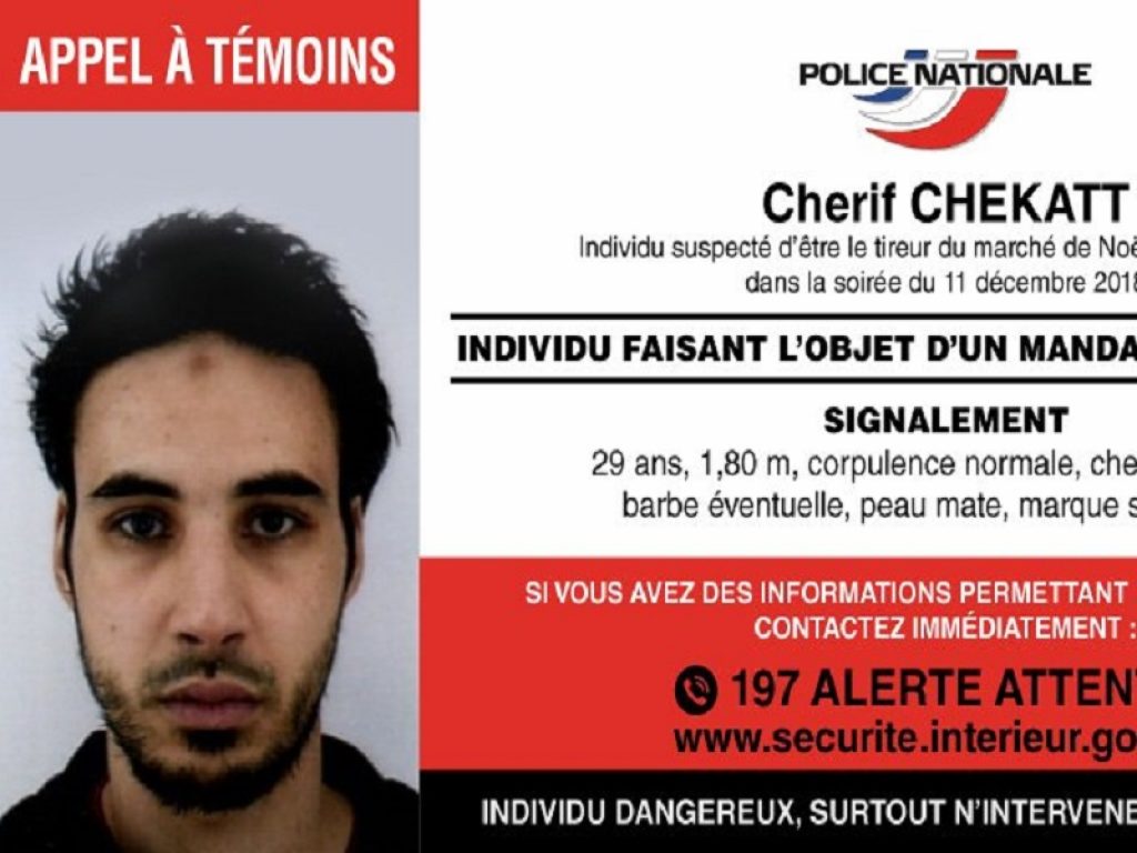 Termina nel sangue la fuga di Cherif Chekatt, l'autore dell'attacco ai mercatini di Natale di Strasburgo: il killer è rimasto ucciso in uno scontro a fuoco con la polizia