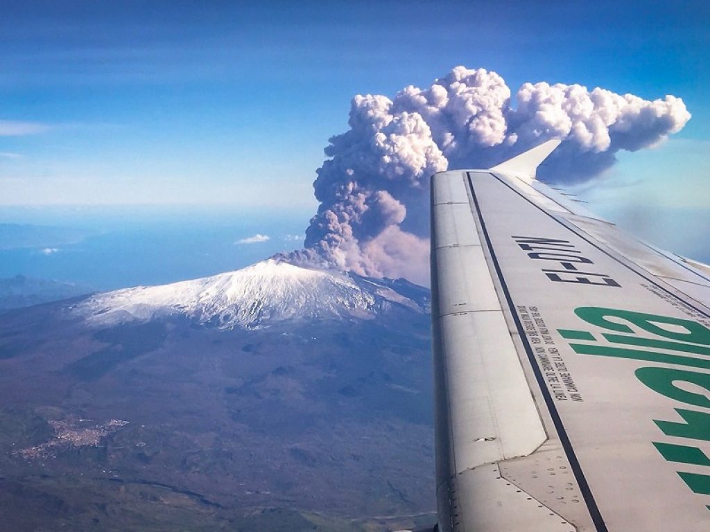 Etna, ricostruita la dinamica che ha creato le condizioni per la risalita del magma in superficie. Lo studio è stato condotto da INGV e OGS
