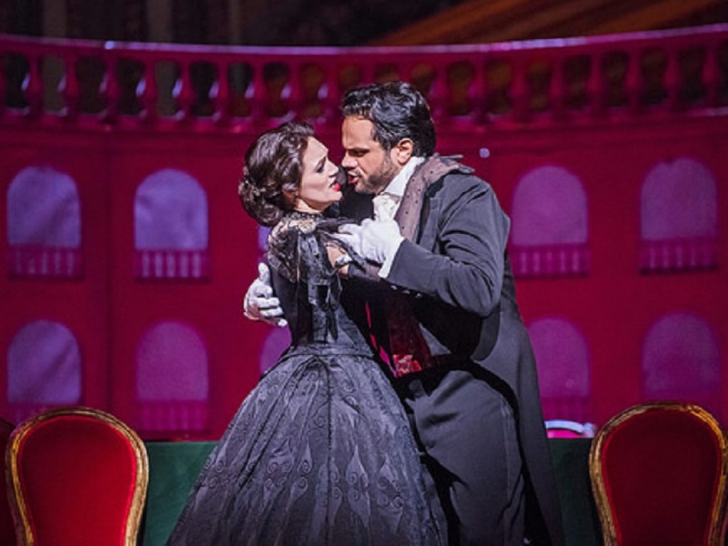 Mercoledì 30 gennaio alle ore 19.45 in diretta via satellite nei cinema italiani arriva La Traviata della Royal Opera House, una delle opere più amate al mondo