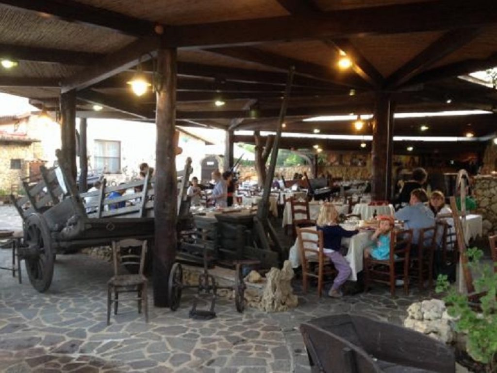 L’agriturismo Sa Mandra di Campagna Amica premiato come miglior ristorante d’Italia da Tripadvisor: un premio al cuoco contadino