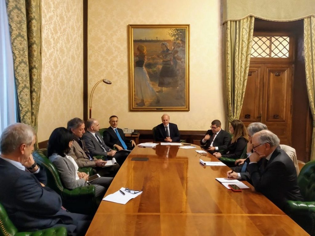 Scuola, dall’orientamento alle soft skills: al via al MIUR 11 gruppi di lavoro. Bussetti: “Entro aprile le prime proposte per migliorare il sistema scolastico”