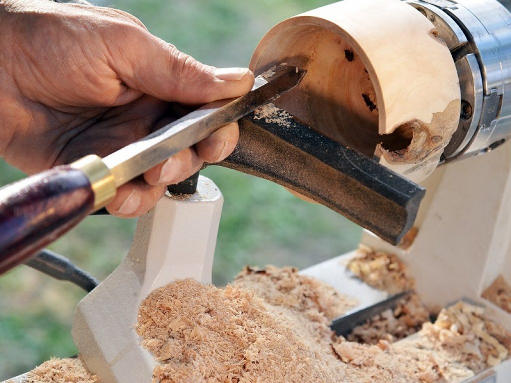 Artigianato in ginocchio per l'emergenza Coronavirus e le chiusure: secondo la CGIA di Mestre il settore rischia di perdere 7 miliardi di euro