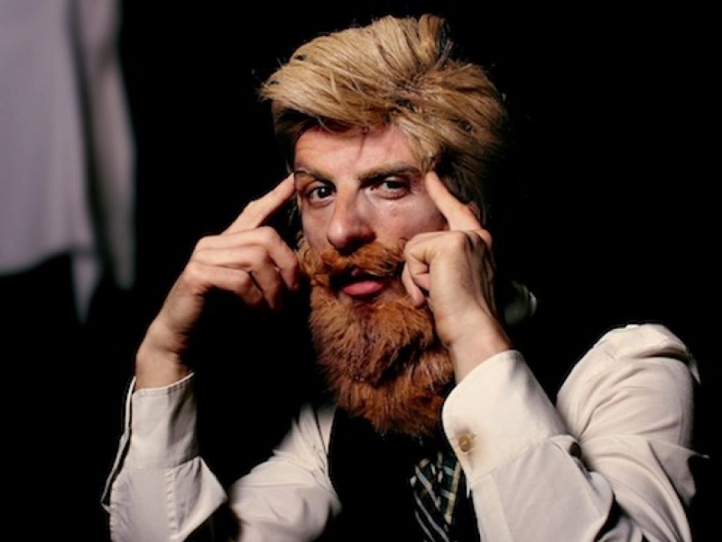 Alessandro Riccio in "Serrature"