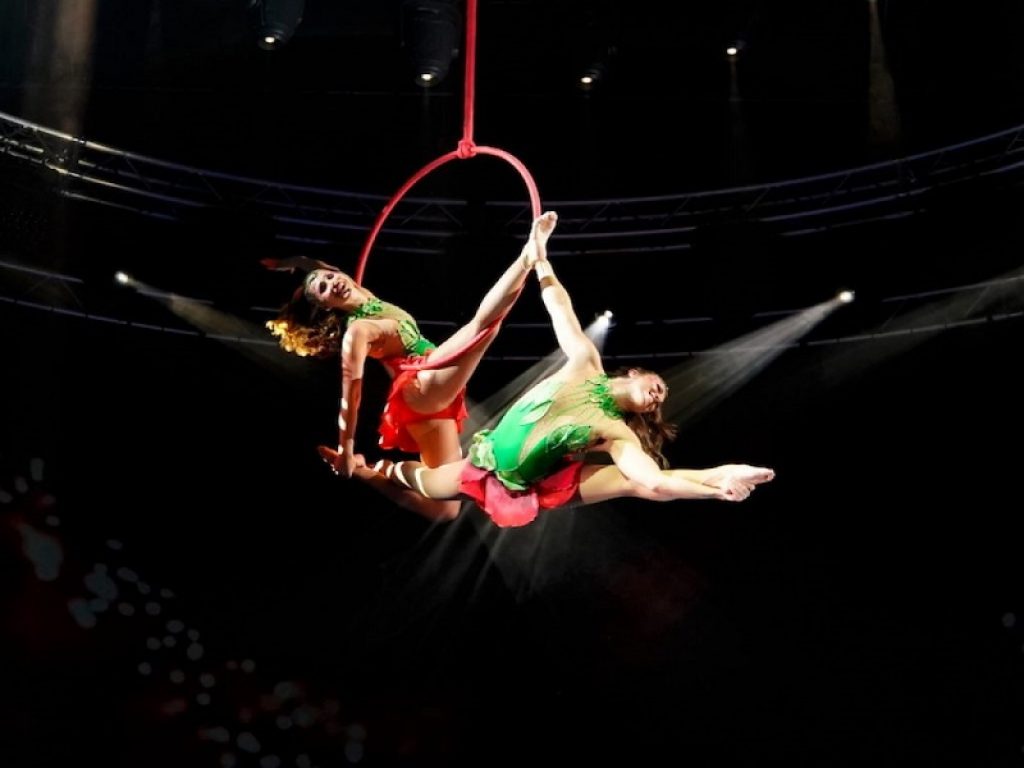 Gli spettacoli di Cirque du Soleil, compagnia da sempre itinerante e multietnica, previsti per la primavera 2021 e spostati al 2022, sono riprogrammati sul 2023